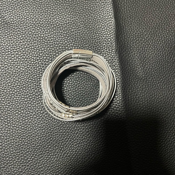 silver multi layer bracelet - Picture 7 of 8